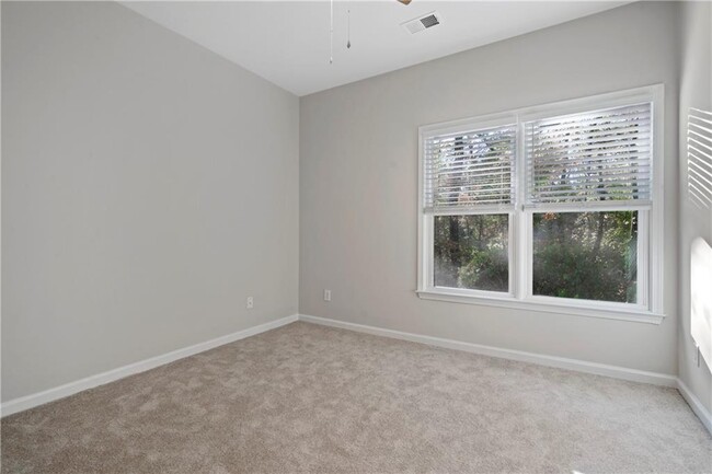 Building Photo - 1515 Loblolly Ln