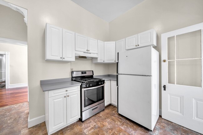 Building Photo - MISSION DISTRICT APARTMENT FOR RENT - $3,5...