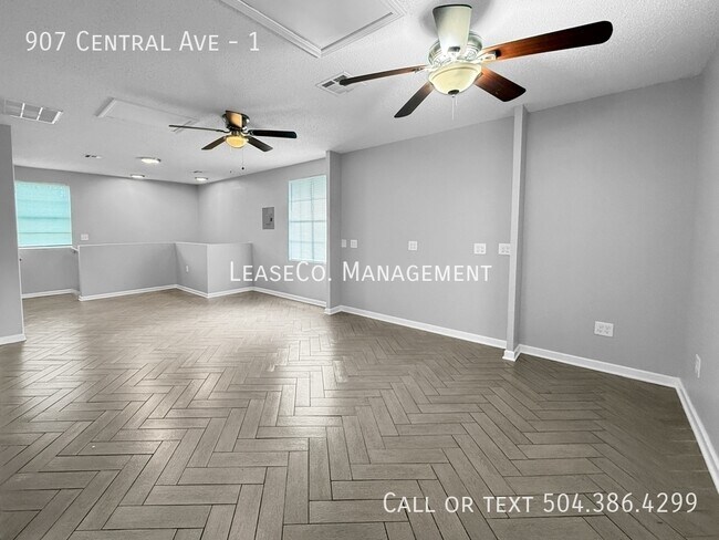 Building Photo - 907 Central Ave