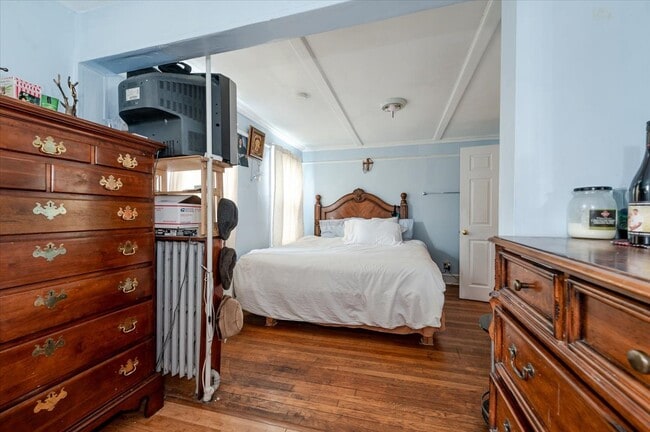 Building Photo - 37 Prospect Ave