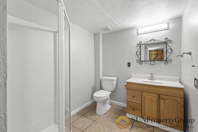 Building Photo - 5458 S 4250 W