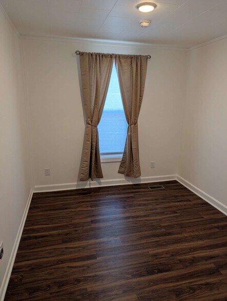 Bedroom 2 - 41 Wallace Ave