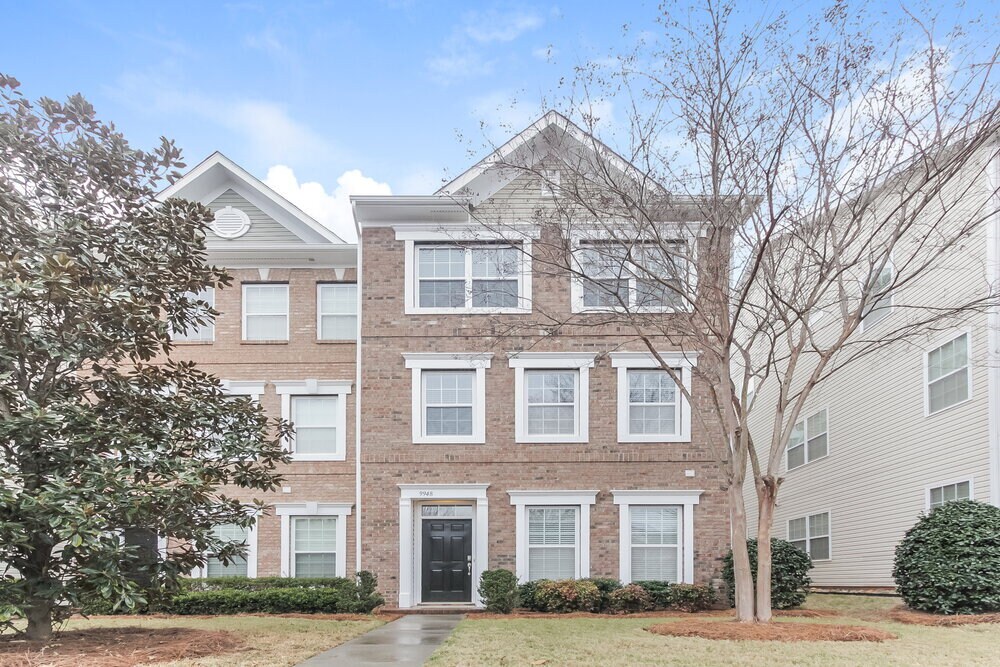 Building Photo - 9948 Evergreen Terrace Dr