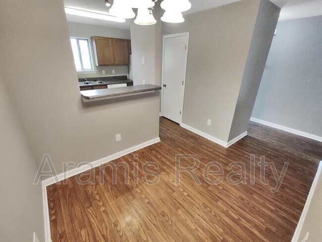 Building Photo - 3272 Blazing Pine Knoll