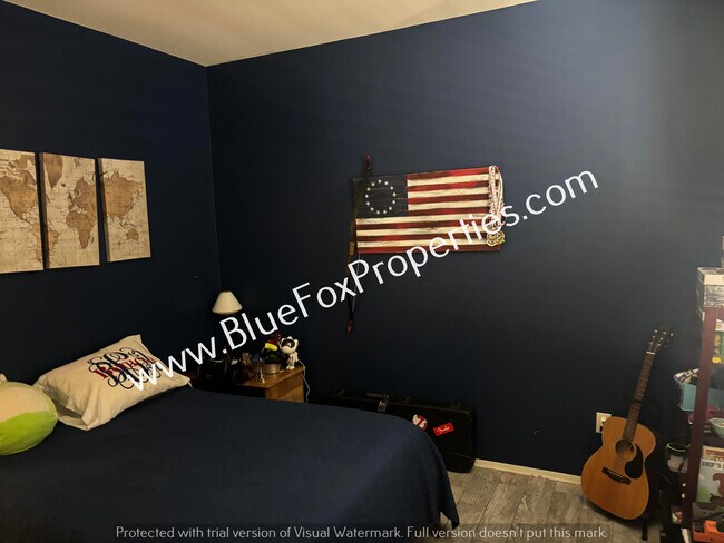 Building Photo - 12785 N Seacliff Pl