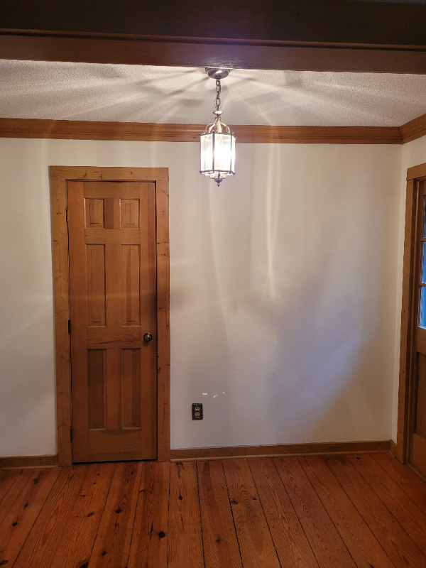 Building Photo - 5228 Troutman Ln