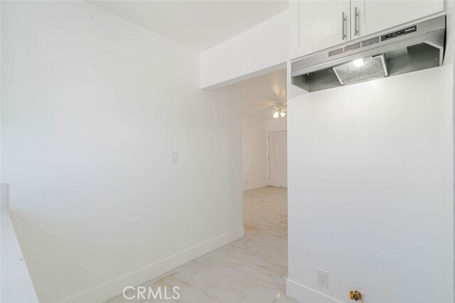 Building Photo - 1116 S Berendo St