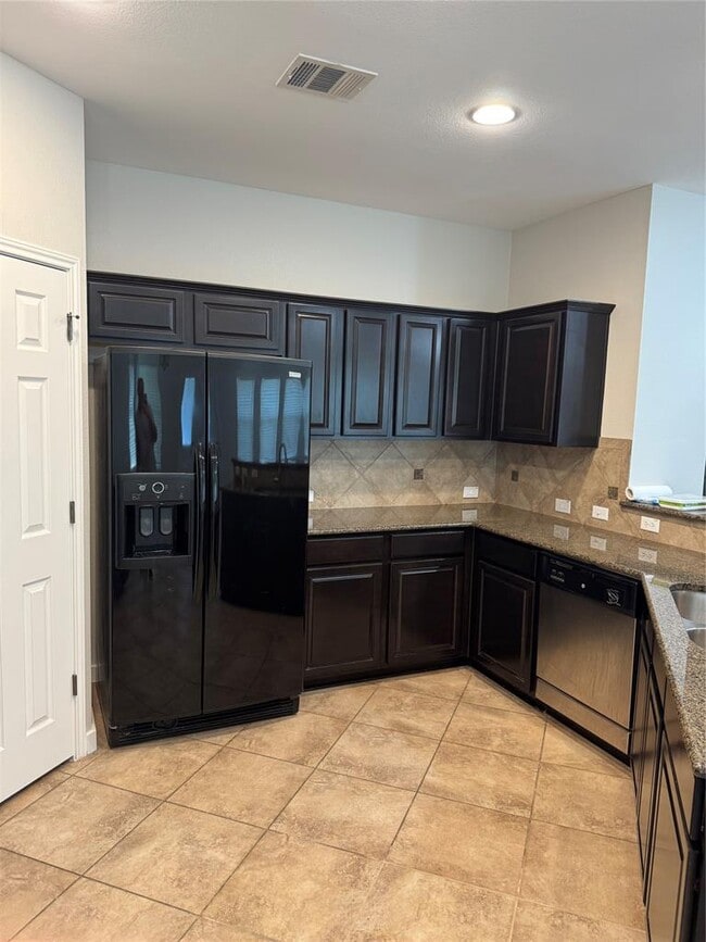 Building Photo - 7609 Buck Meadow Dr