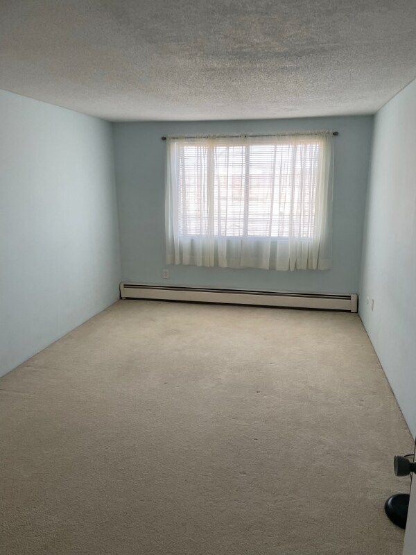 Building Photo - 1 Lancelot Court