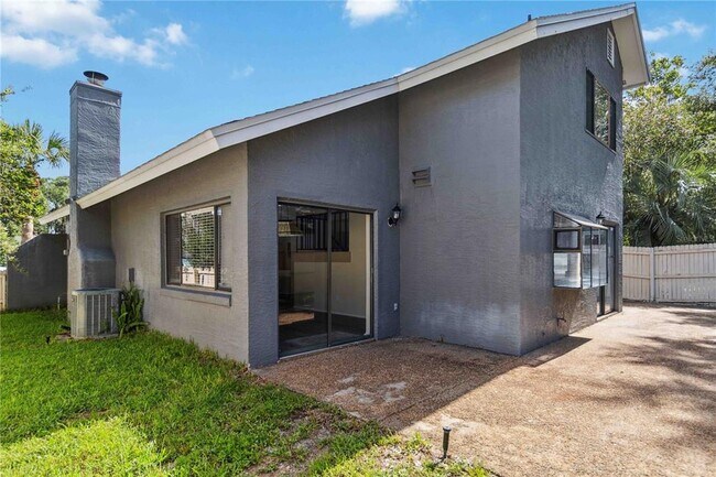 Building Photo - 610 Torrey Oaks Ct
