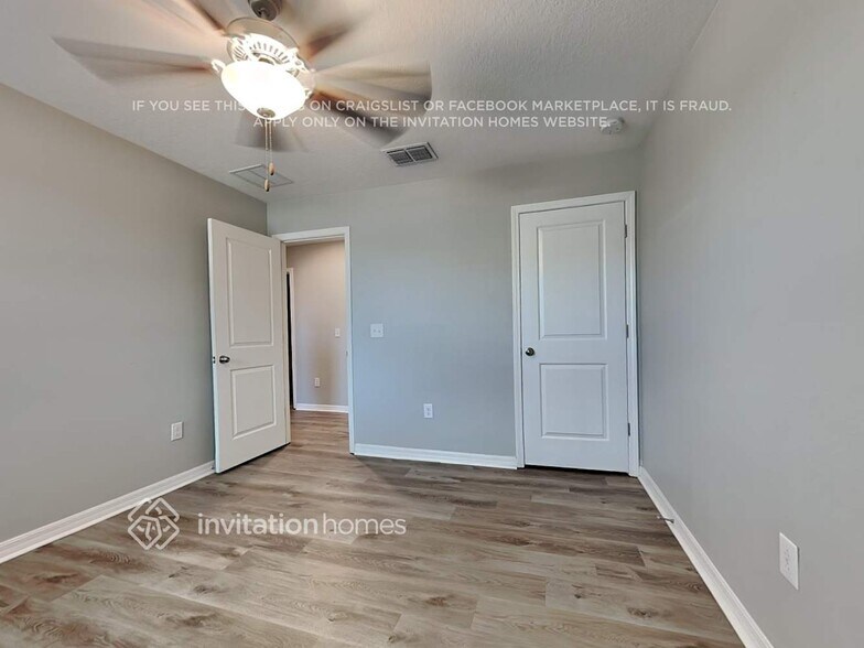 Building Photo - 11908 Miracle Mile Dr