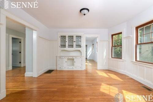 Building Photo - 3 bedroom in West Roxbury MA