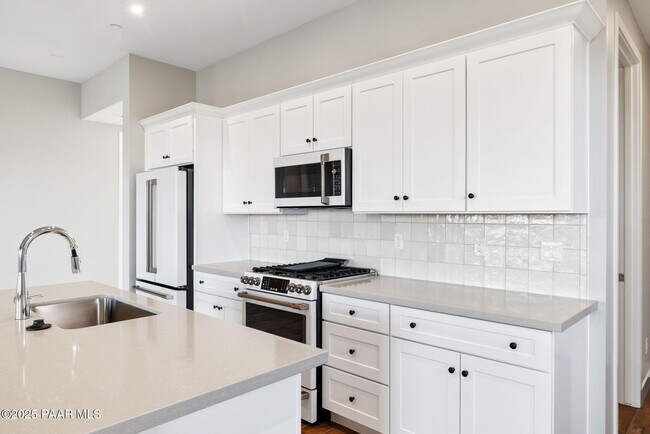 Building Photo - 1308 Rockwood Dr