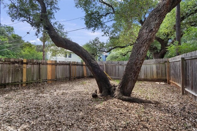 Building Photo - 2602 Alcott Ln