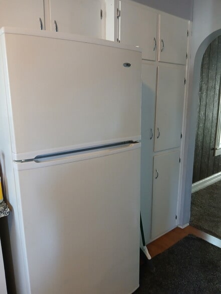 Building Photo - 601 Prospect Ave