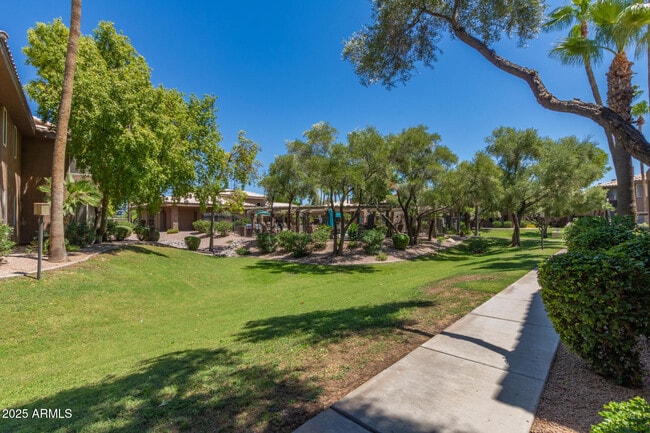 Building Photo - 7009 E Acoma Dr