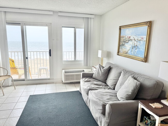 Building Photo - 303 Atlantic Ave