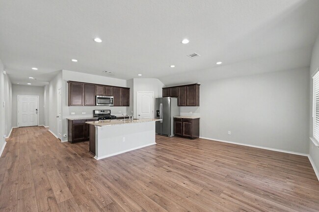 Building Photo - 18287 Woodpecker Trl