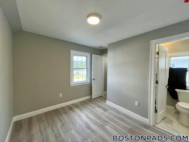 Building Photo - 103 Felton St