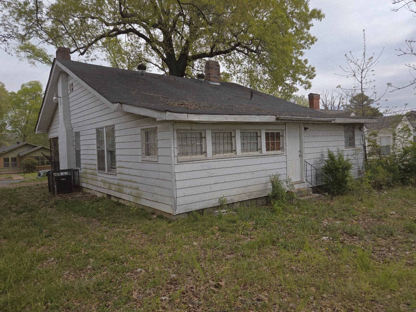 Building Photo - 1515 45th St Ensley