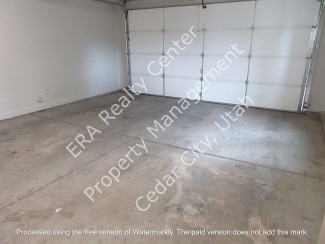 Building Photo - 352 W 400 N