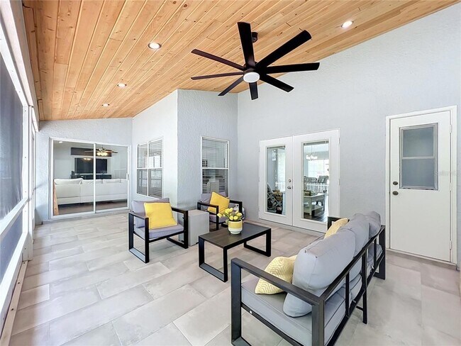 Building Photo - 3020 Hartland Ct