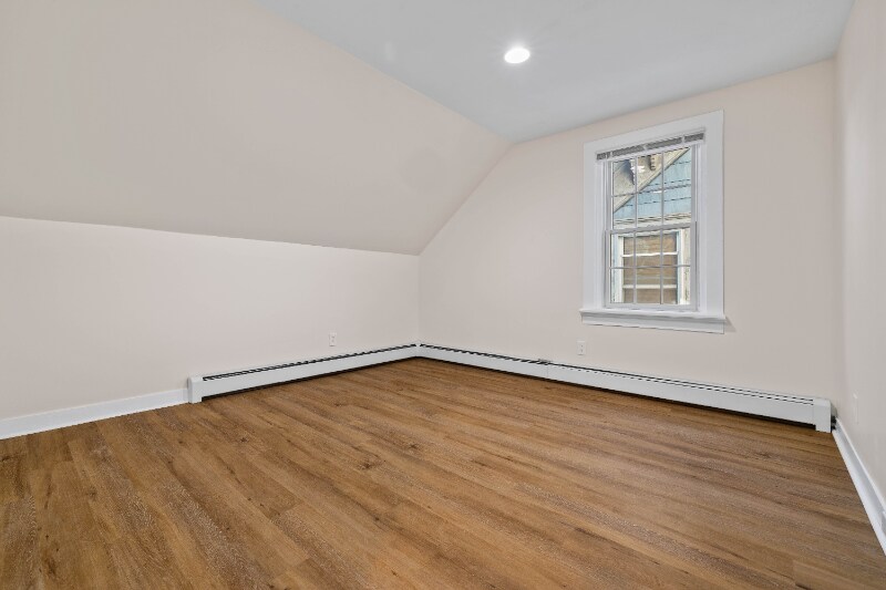 Building Photo - 121-121 High St