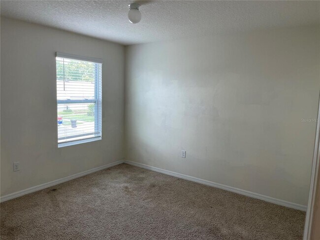 Building Photo - 6065 SW 84th St