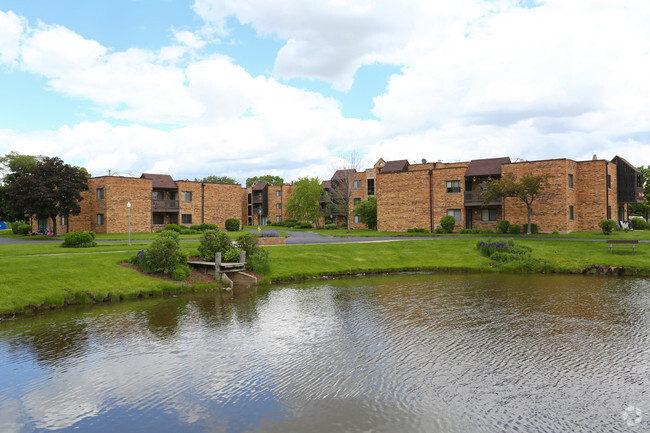 Building Photo - Indian Trail Apartments