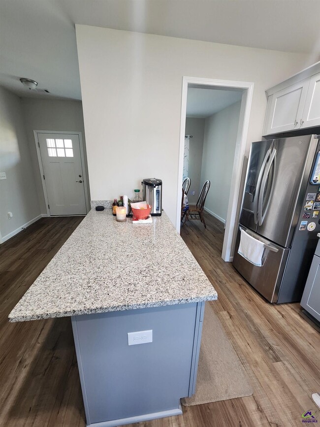 Building Photo - 415 Haddenham Ct
