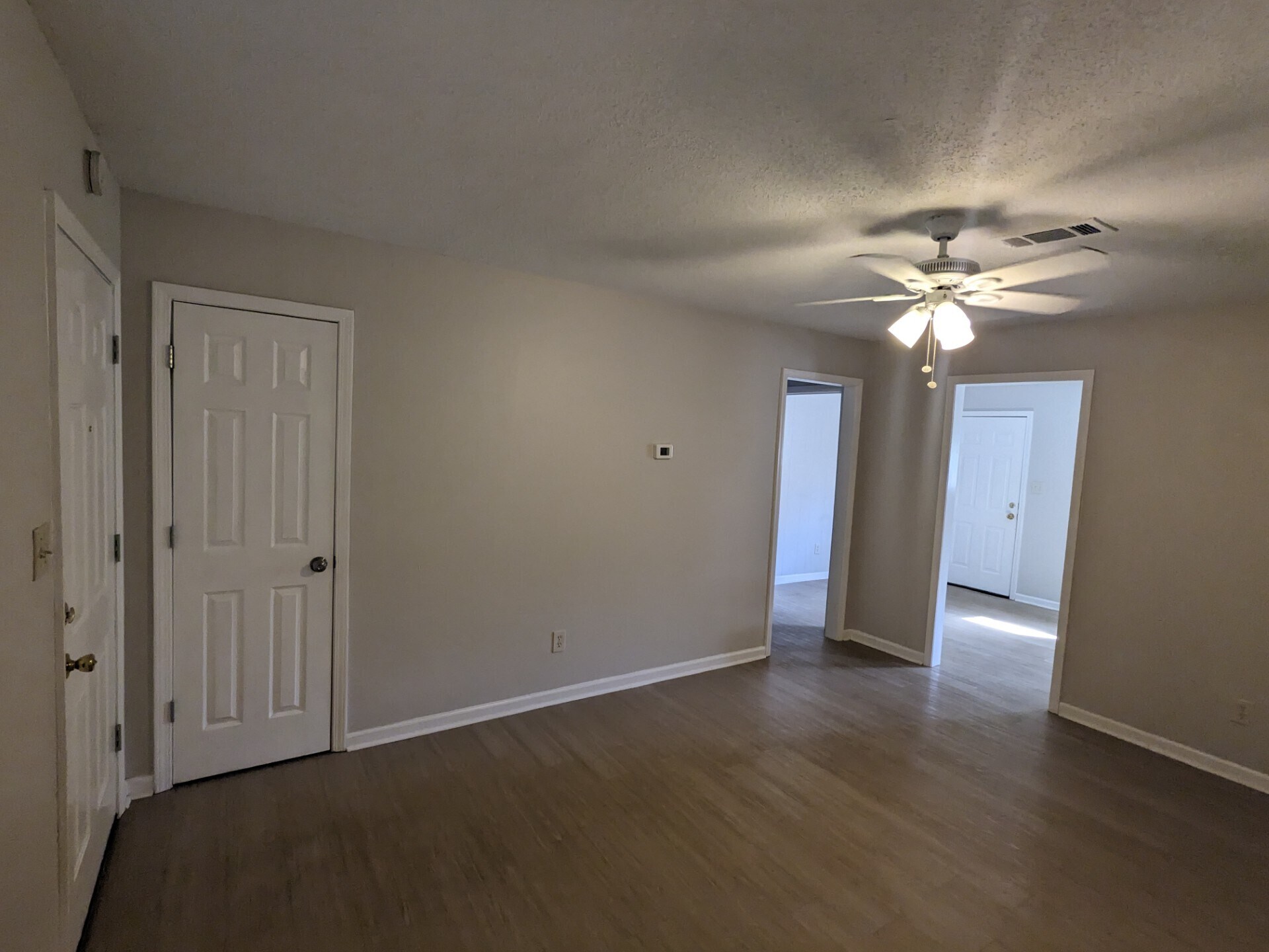 Building Photo - 421 Thacker Loop