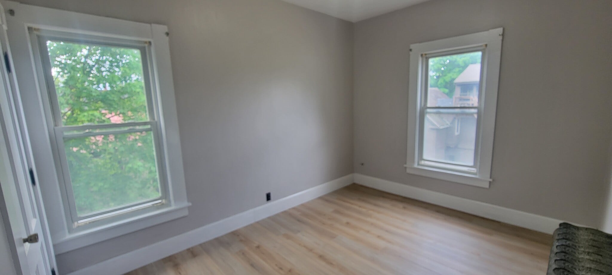 Bedroom - 47 Pine St