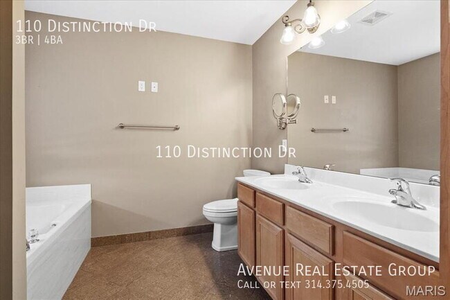 Building Photo - 110 Distinction Dr