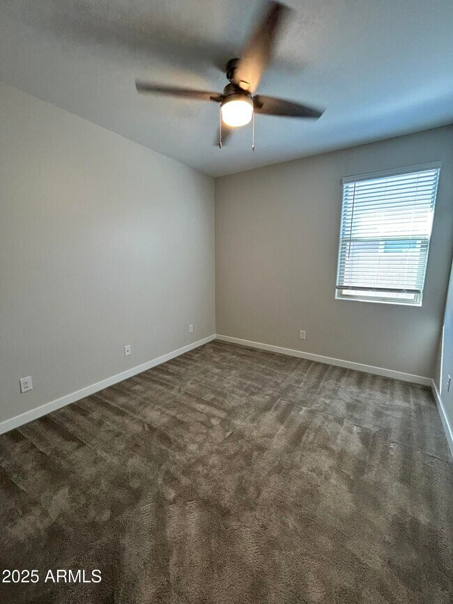 Building Photo - 6581 S Abbey Ln