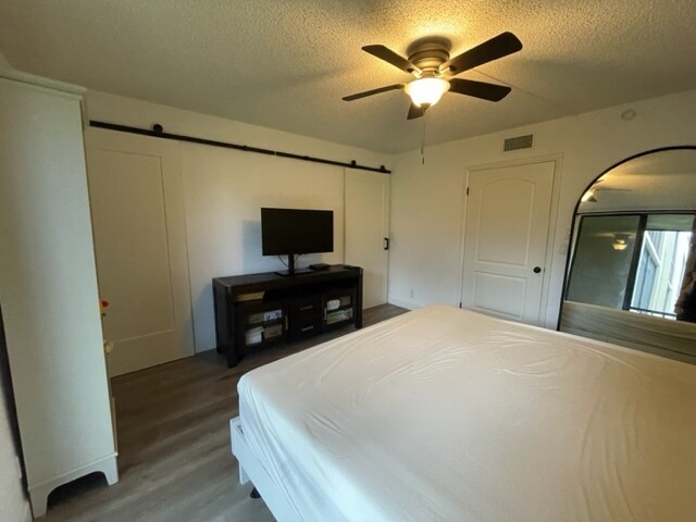 Building Photo - 5160 Las Verdes Cir