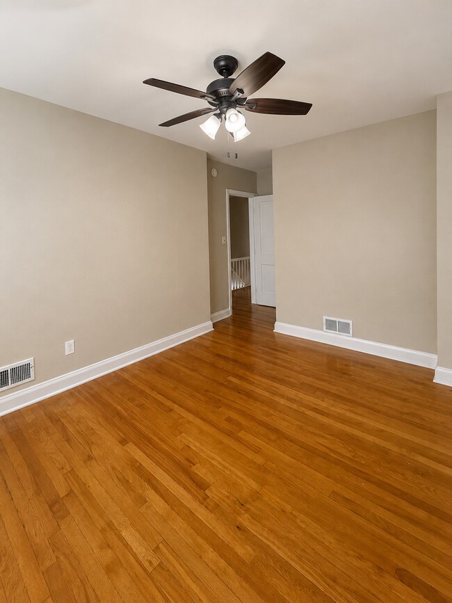 Building Photo - Beautifully Remodeled 3-Bedroom Home with Modern Comforts