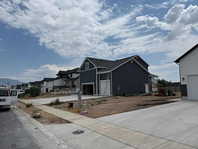 Building Photo - 5491 W 4550 S