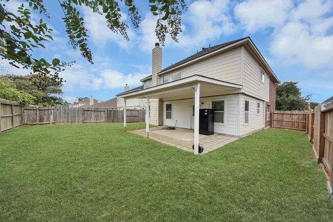Building Photo - 7238 Foxshadows Ln
