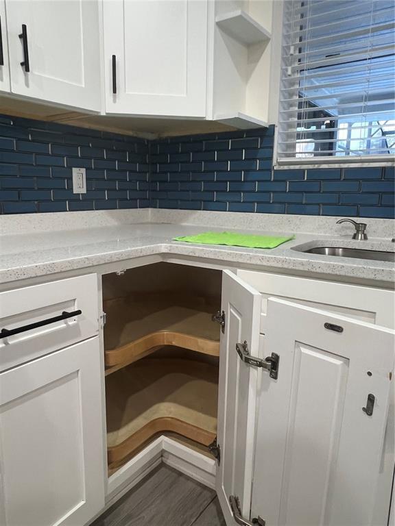 Building Photo - 7118 Caloosa Ct