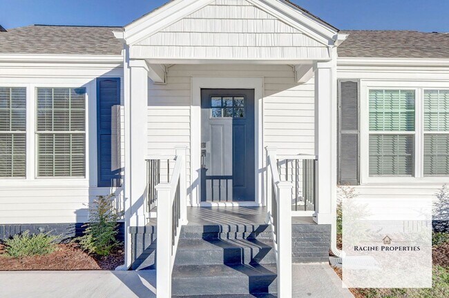 Building Photo - Charming Three Bedroom in Greer, SC