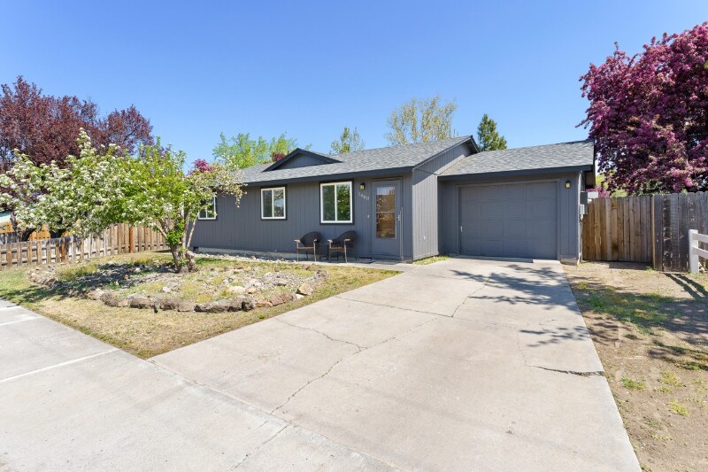 Primary Photo - 1640 SW 35th St