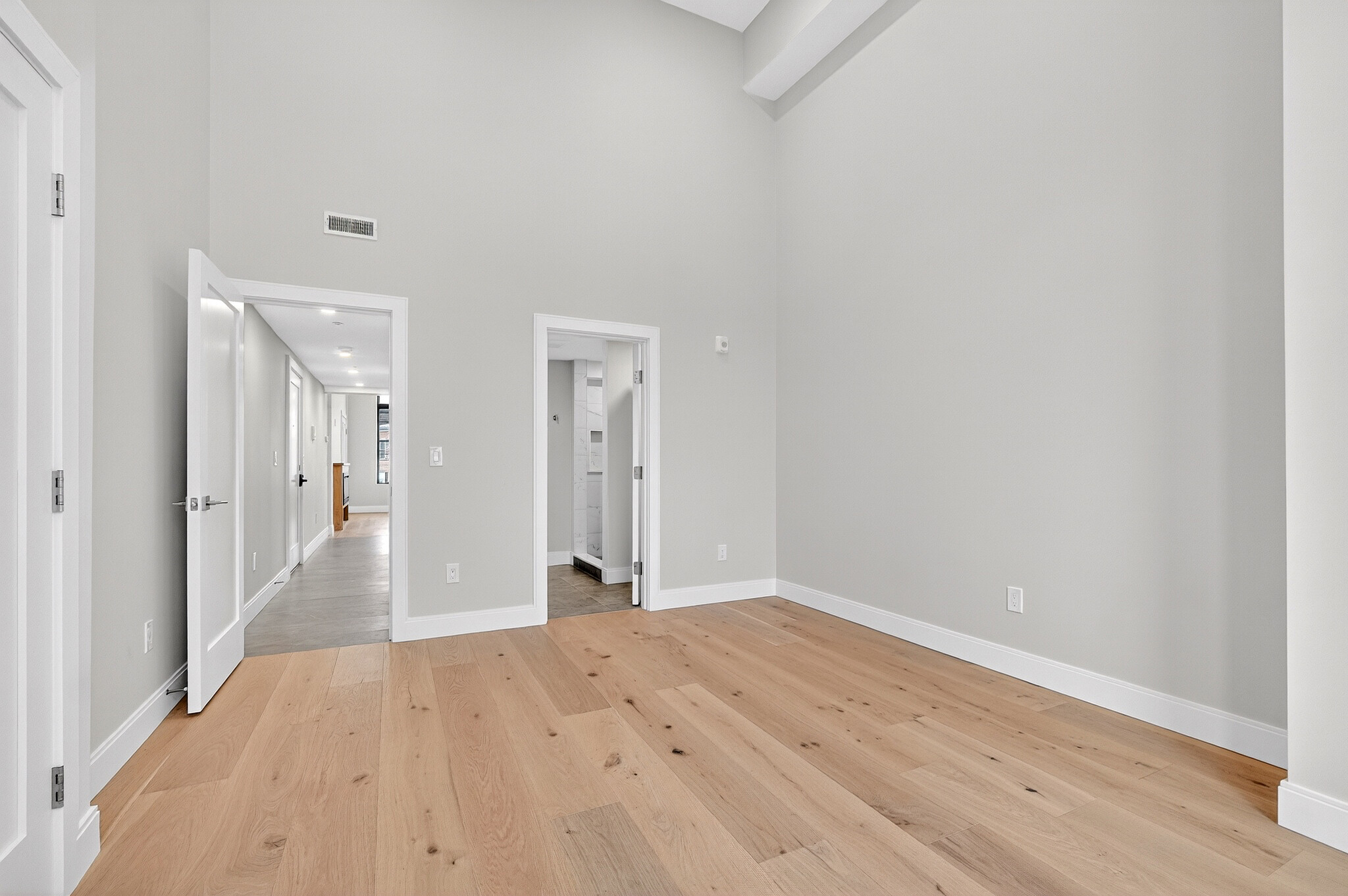 Building Photo - 151 Belmont St