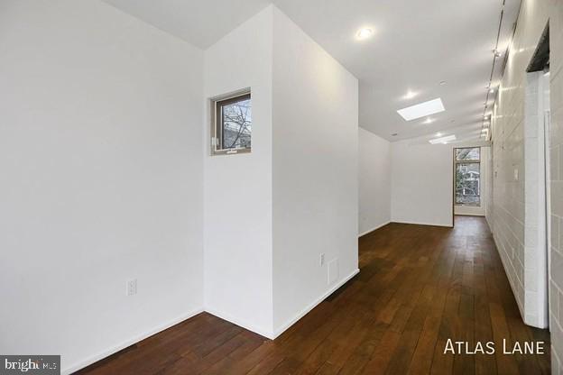 Building Photo - 1250 Kearny St NE