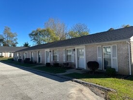Building Photo - Riverview Apartments