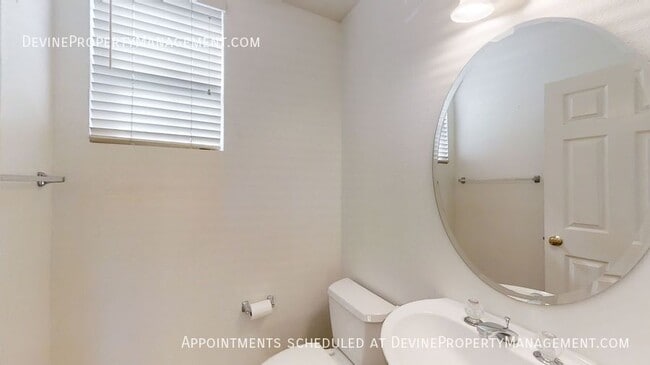 Building Photo - 14124 Visions Dr