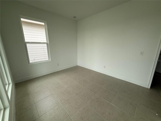 Building Photo - 2949 Sailhouse Dr