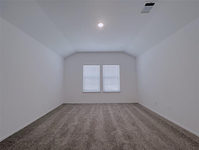 Building Photo - 14732 Hazel Br Dr