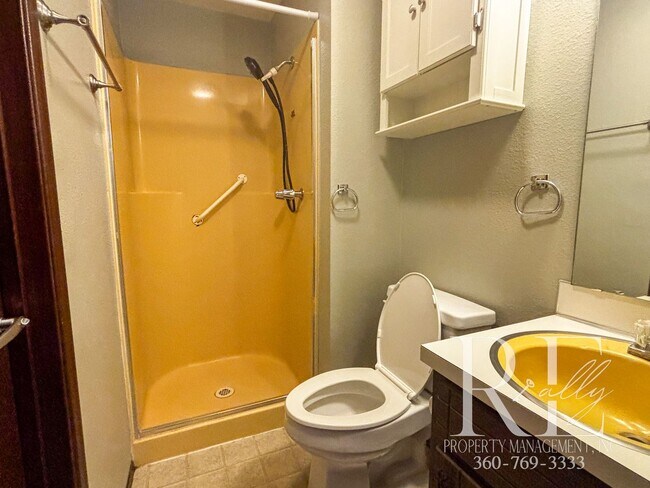 Building Photo - Cozy 3-Bedroom Home in Desirable Poulsbo Neighborhood