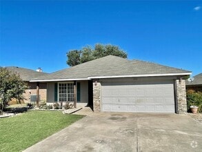 Building Photo - 822 Rambling Ct