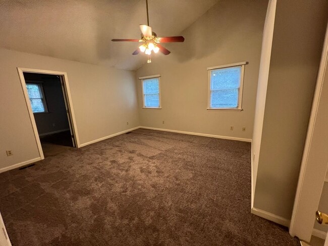 Building Photo - 4 Bedroom 2.5 Bathroom House for rent in Cary NC